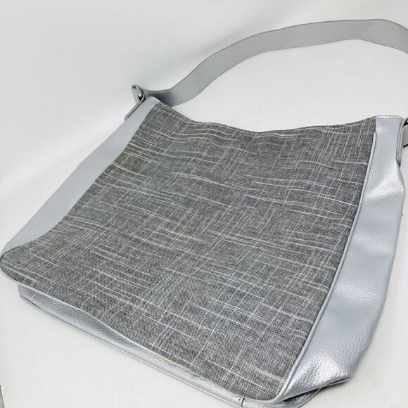 Calvin Klein Gray Canvas Travel Tote Bag Snap Close 16”x12” - Picture 6 of 6